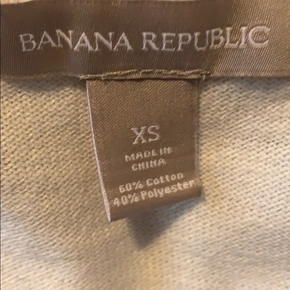 Banana Republic cream sweater - Picture 2 of 2